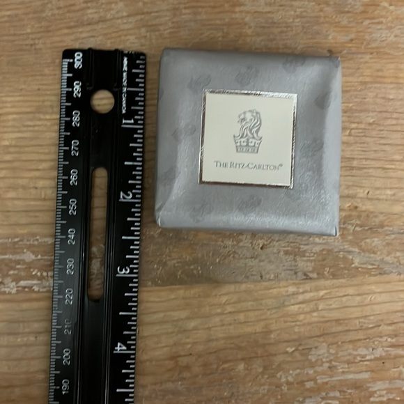 The Ritz-Carlton Hotel Bar Soap 3 Bars Square New Wrapped - Picture 6 of 6